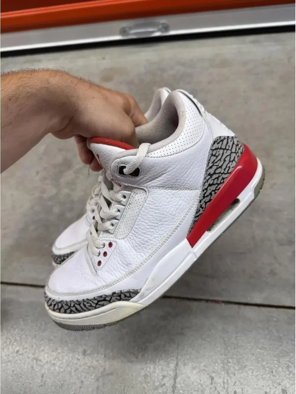nike air jordan 3 retro hall of fame white and red basketball shoes size 10 MENS